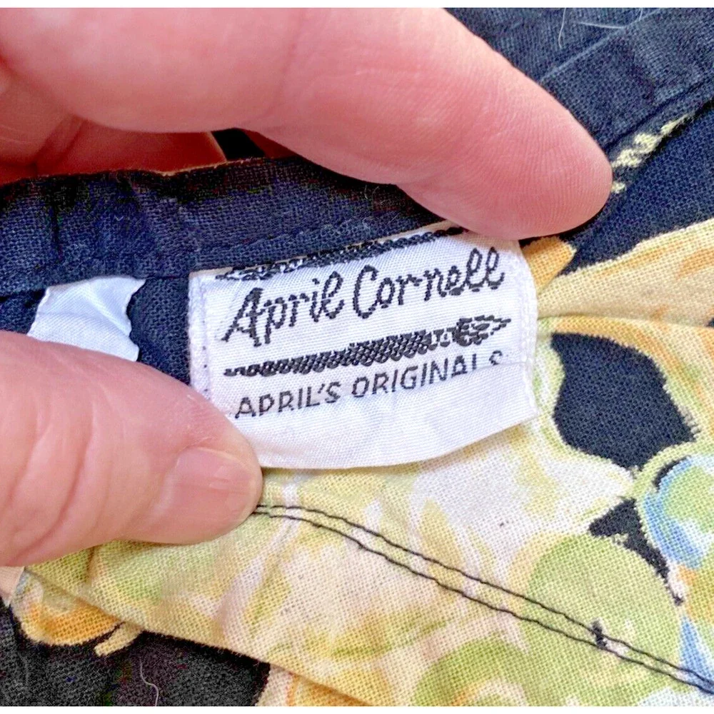Vintage APRIL CORNELL Tablecloth Black & Multicolor Wine Vineyard Cotton Picnic